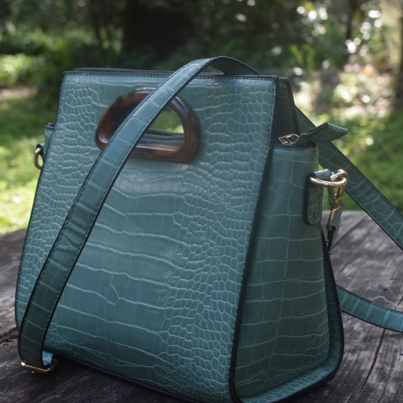 Scale Teal & Tortoise Handbag - Picture 2 of 5